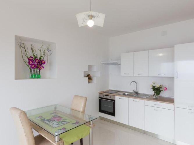 Apartment Manuela - One-bedroom With Balcony And Sea View A2 2 Cavtat